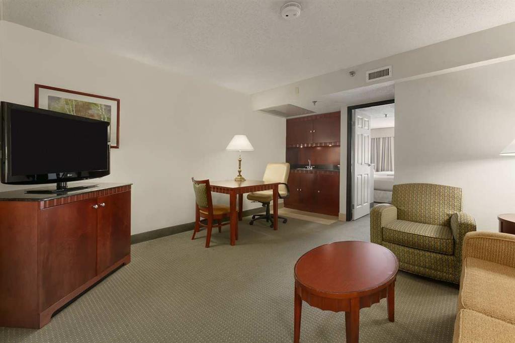 Embassy Suites By Hilton Richmond Dumbarton Pokój zdjęcie