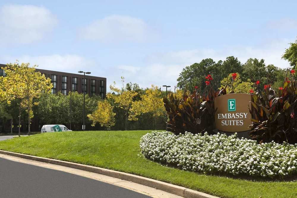 Embassy Suites By Hilton Richmond Dumbarton Zewnętrze zdjęcie
