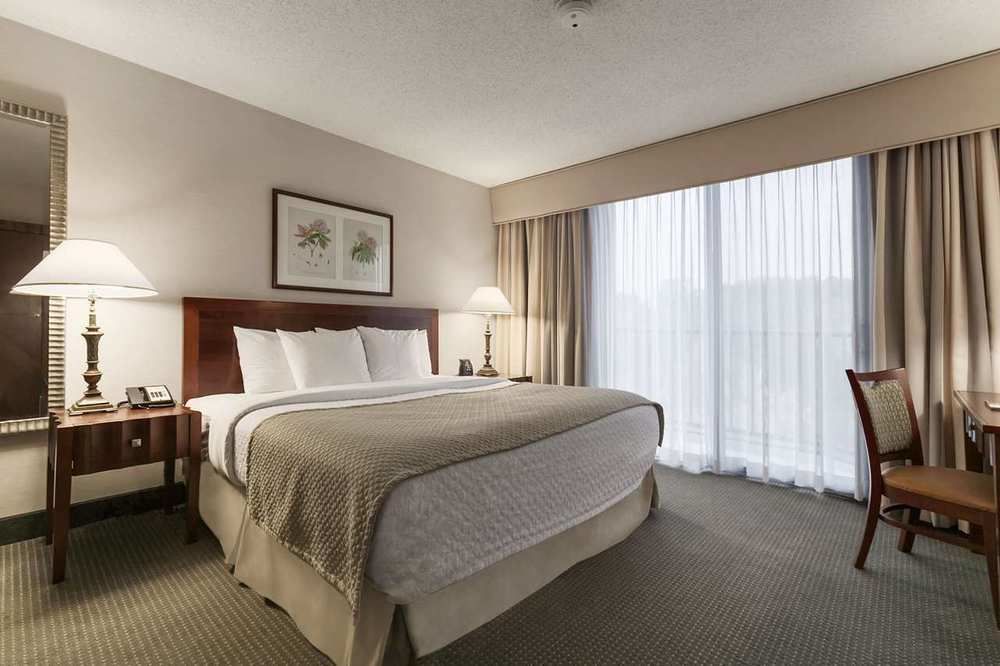 Embassy Suites By Hilton Richmond Dumbarton Zewnętrze zdjęcie