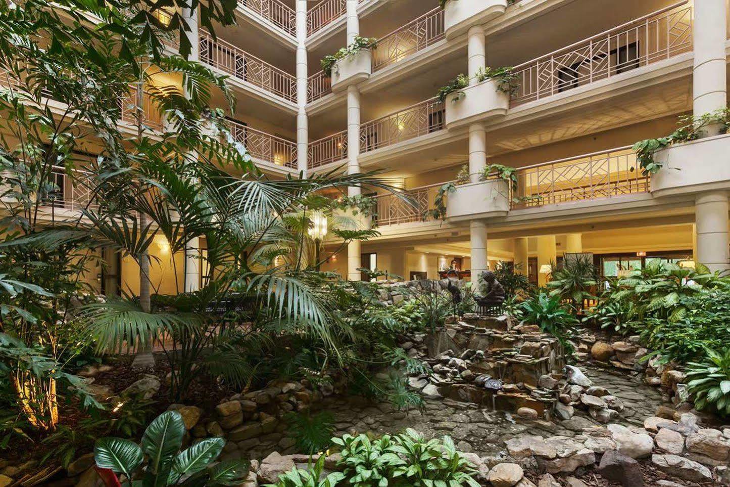 Embassy Suites By Hilton Richmond Dumbarton Zewnętrze zdjęcie